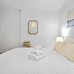 Victory Avenue Gem - Modern & Elegant Apartamento