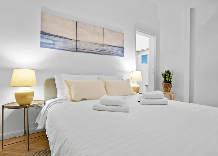 Victory Avenue Gem - Modern & Elegant Lejlighed Bukarest